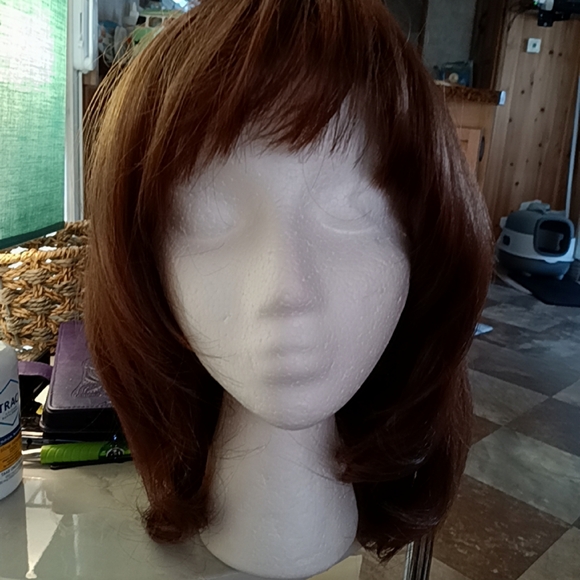 West Bay Chestnut Red Layered Wig with Side Bangs - Picture 3 of 4